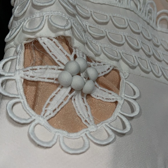 White Floral Lined Cut out Mini Dress L - Picture 9 of 10